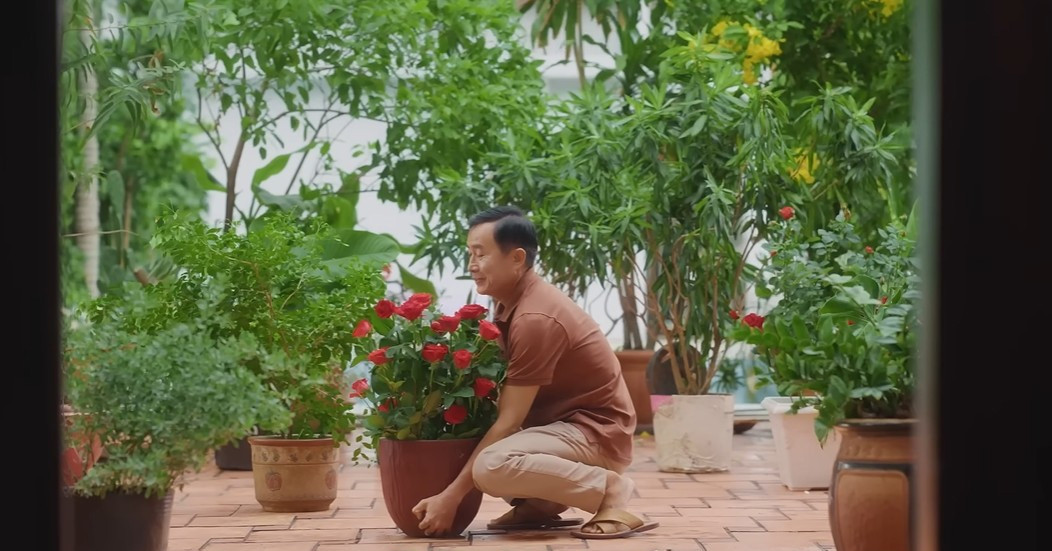 Cha mẹ luôn là điểm tựa vững chãi của con giữa nhiều đổi thay trong cuộc sống
