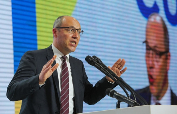 Cựu Chủ tịch Quốc hội Ukraine bị ám sát trên đường phố, thủ phạm vẫn lẩn trốn