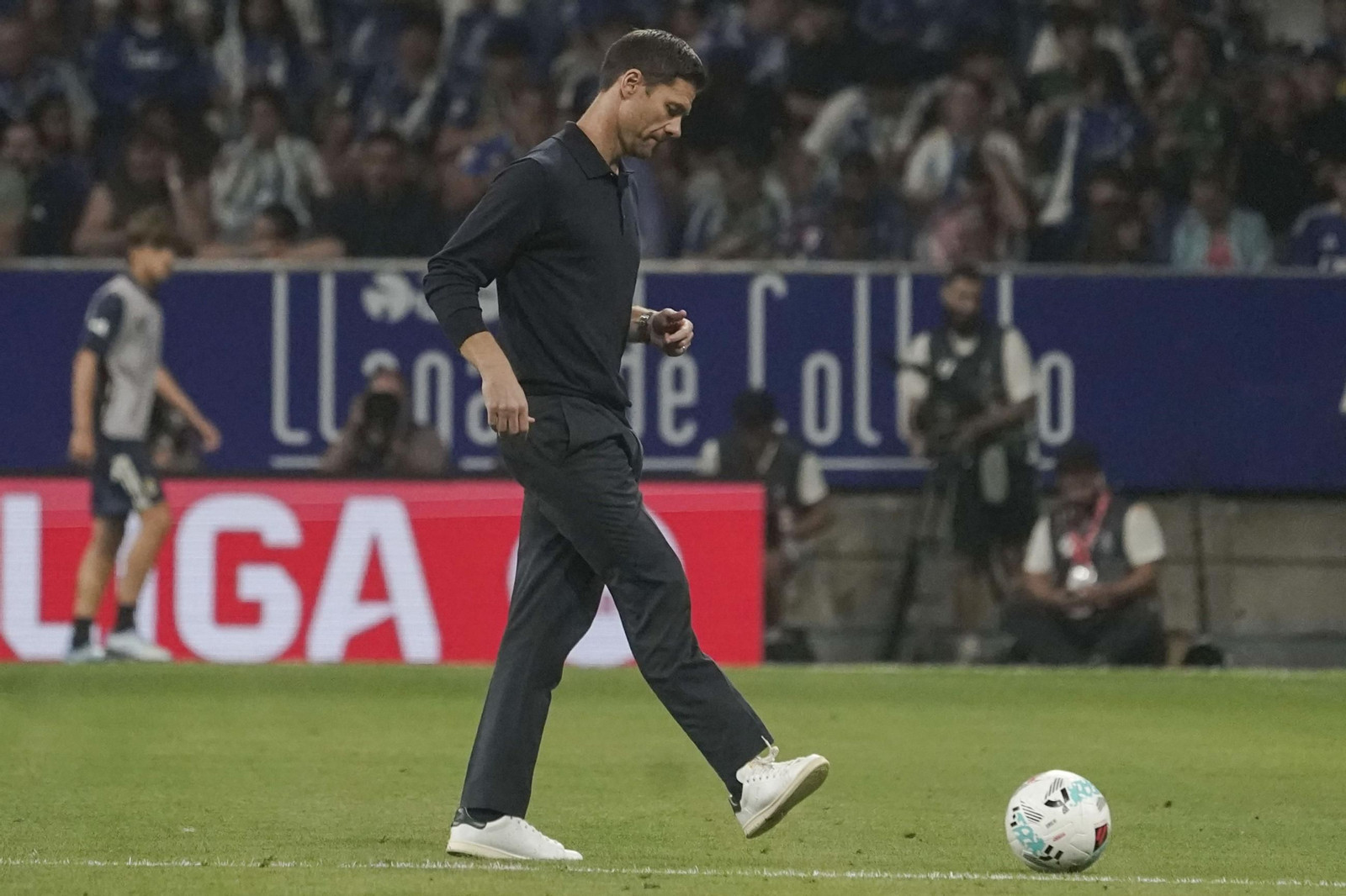 EFE - Xabi Alonso Real Madrid Oviedo.jpg