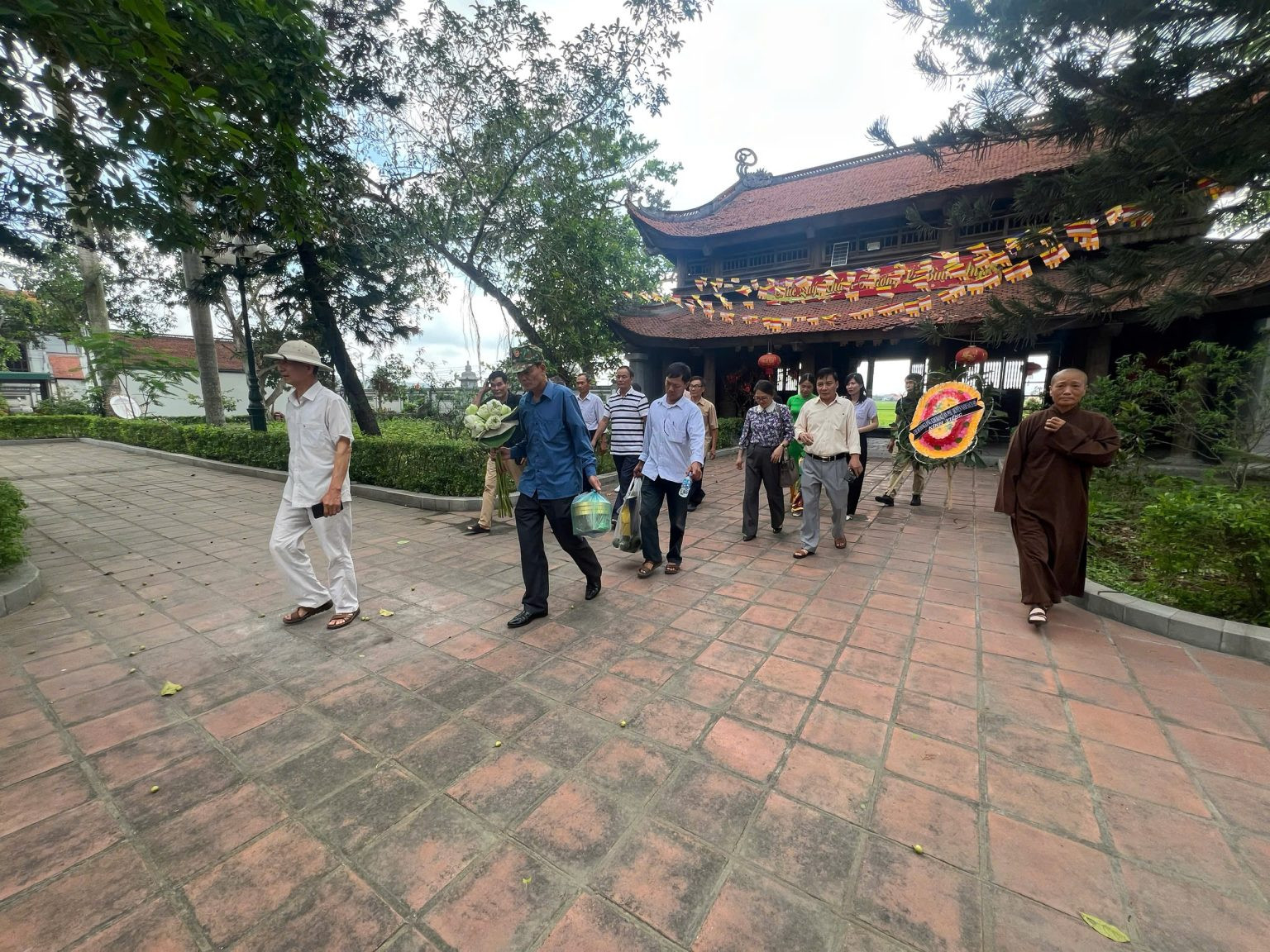 Hanh huong 1536x1152.jpg