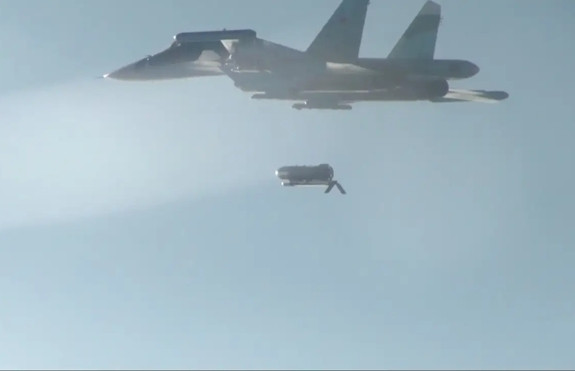 Hé lộ cách Nga bảo vệ dàn máy bay chuyên phóng bom lượn vào Ukraine