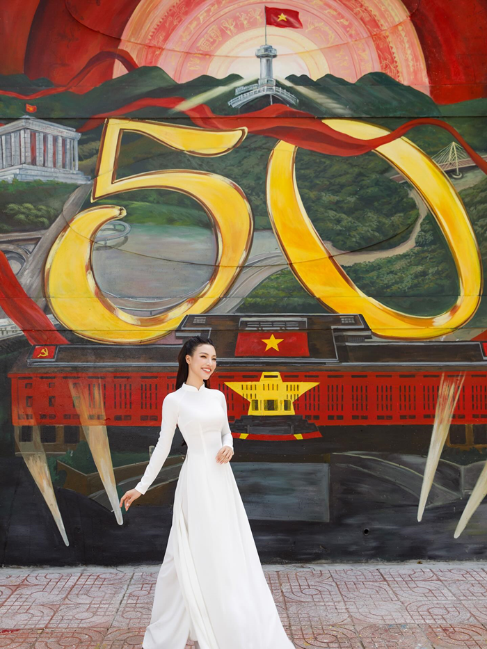 hoang oanh.png