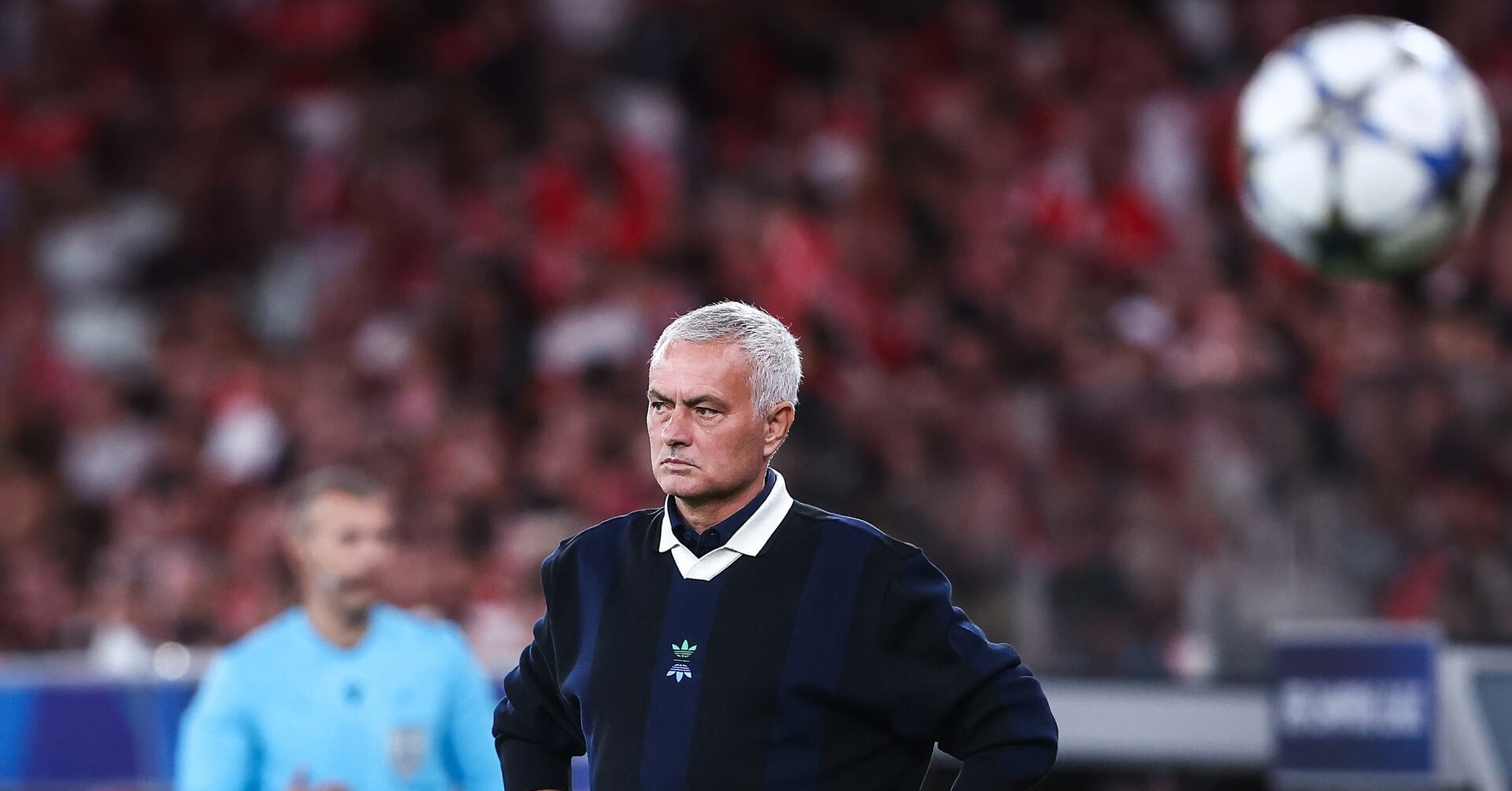 Jose Mourinho lại bị sa thải: Hết rồi, Người đặc biệt