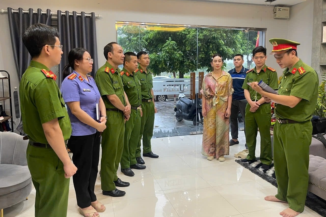 Khởi tố vợ chồng trùm giang hồ Vi 'ngộ' ở Thanh Hóa