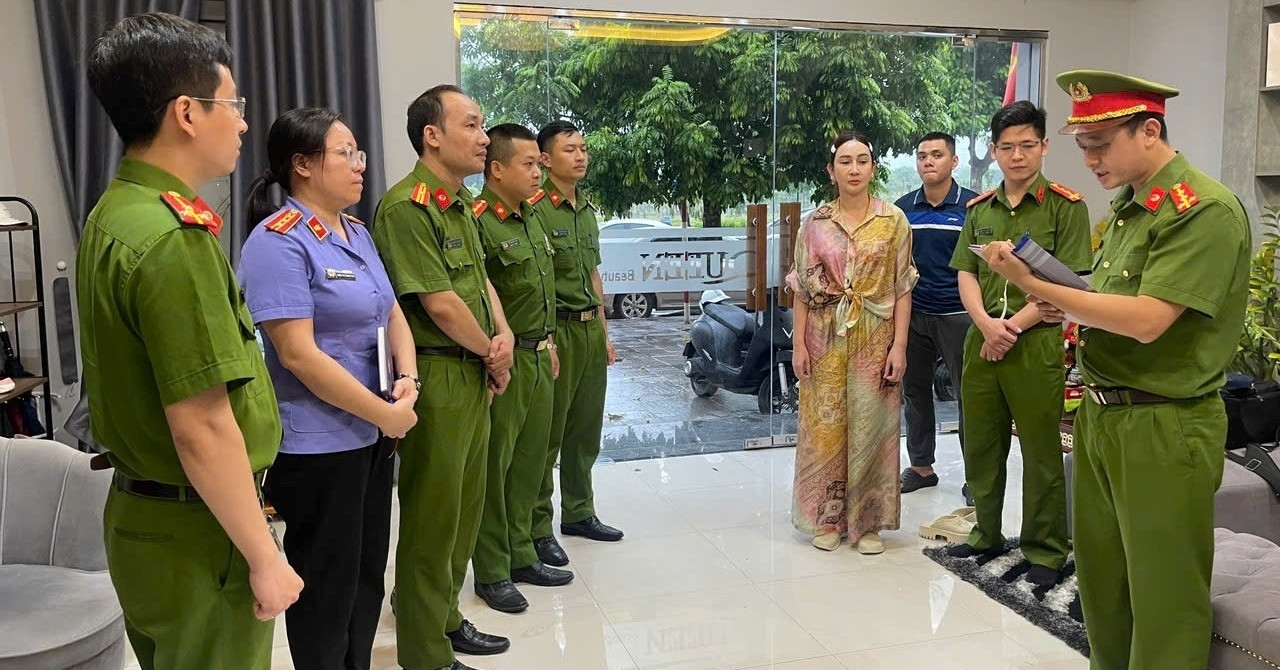 Khởi tố vợ chồng trùm giang hồ Vi &amp;apos;ngộ&amp;apos; ở Thanh Hóa
