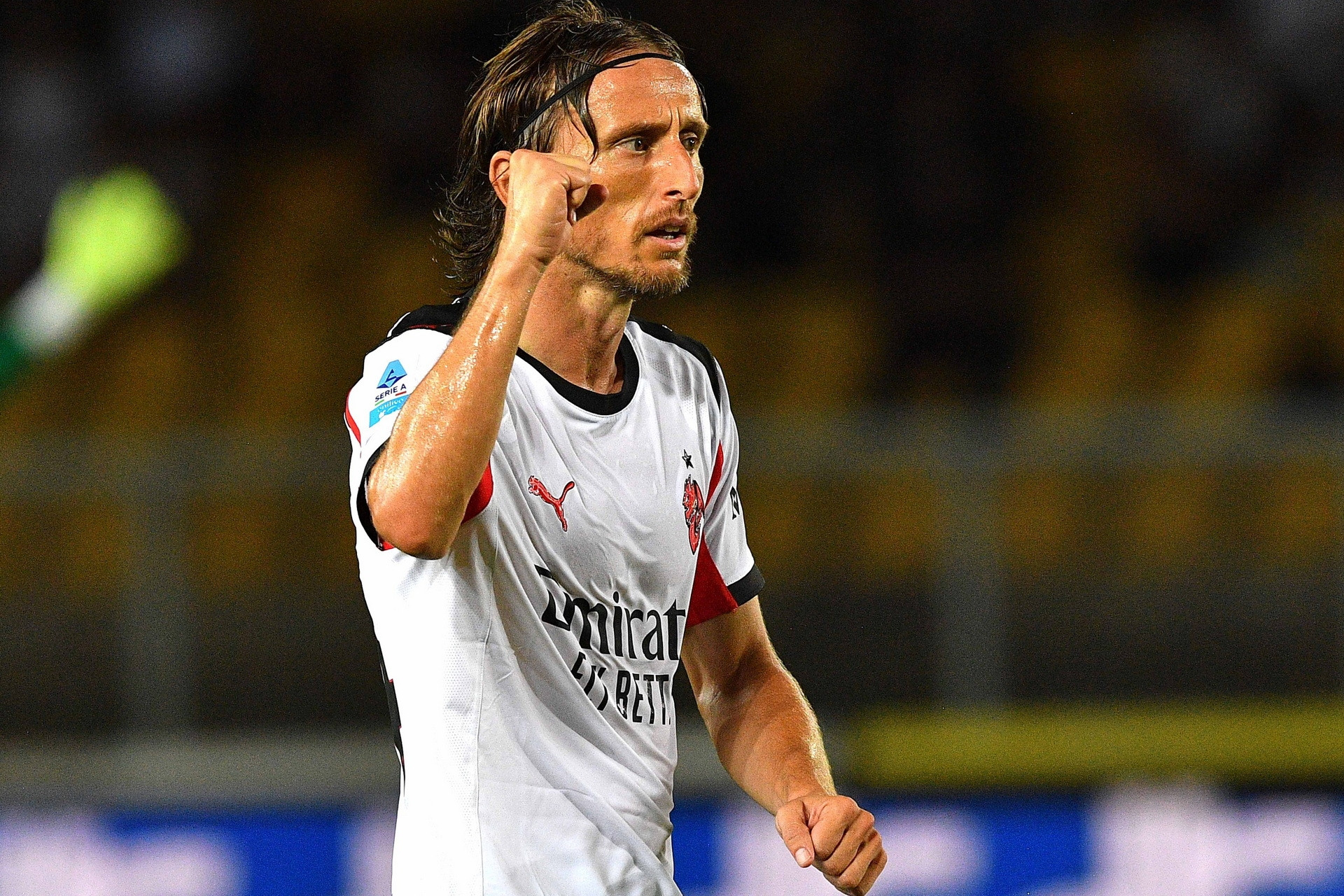 Modric giúp Milan thắng rửa mặt ở Serie A