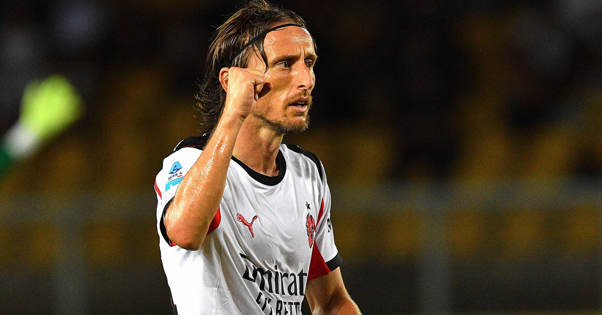 Modric giúp Milan thắng rửa mặt ở Serie A