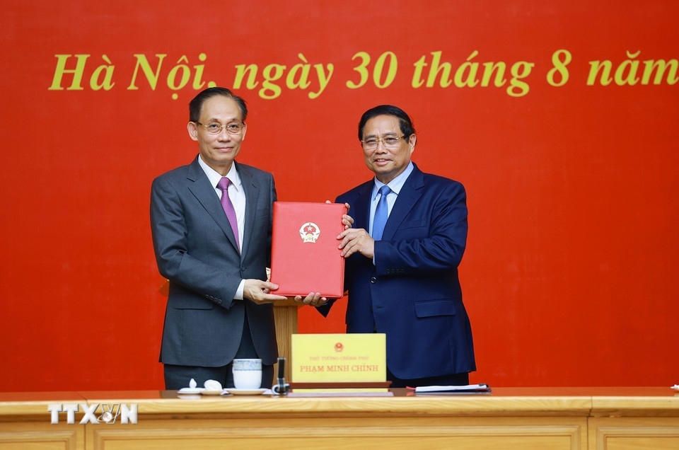 Bapak Le Hoai Trung, Menteri Luar Negeri 1.jpg