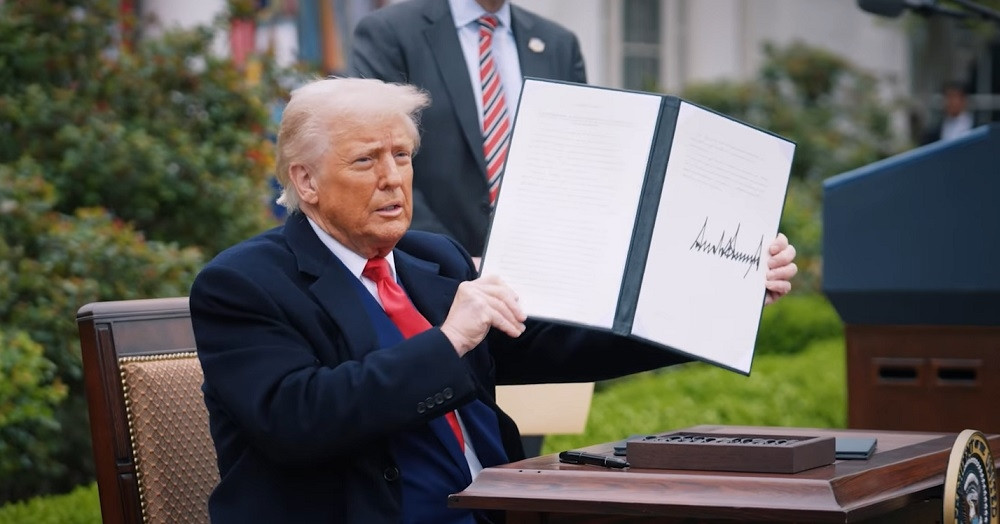 Tòa án Mỹ tuyên bố các đòn thuế quan áp lên nước ngoài của ông Trump &amp;apos;trái phép&amp;apos;