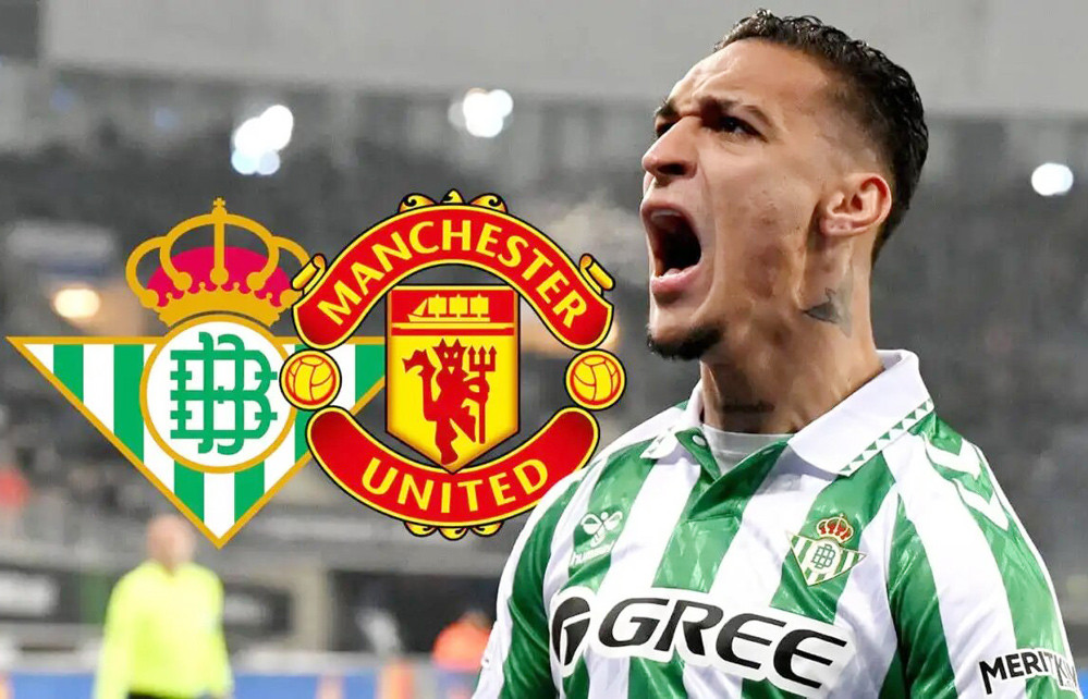 TT Two Badges Antony Matheus Manchester United Real Betis 1 1320x742.jpg