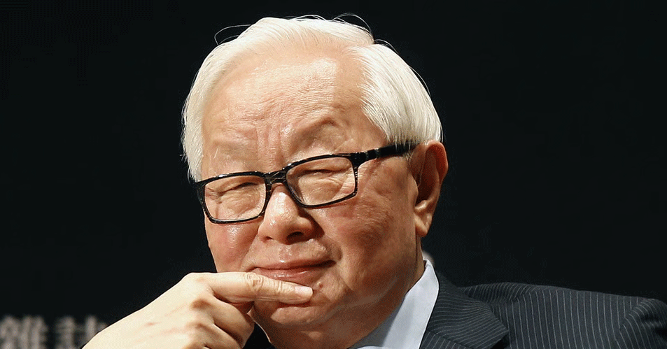 Tỷ phú 94 tuổi luôn ăn một loại quả vào bữa sáng