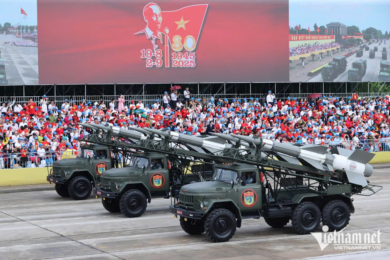 W-mốc 8h1.jpg