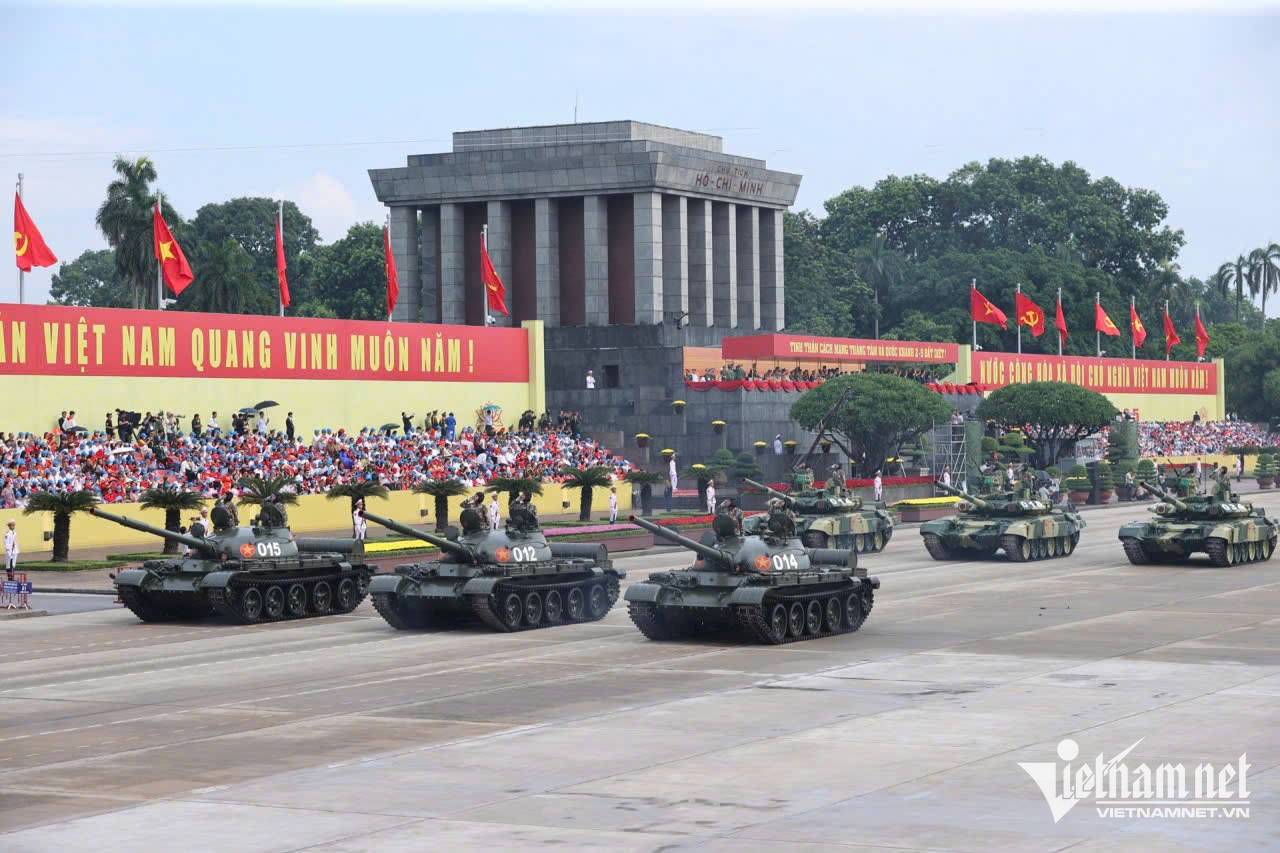 W-mốc 8h11.jpg
