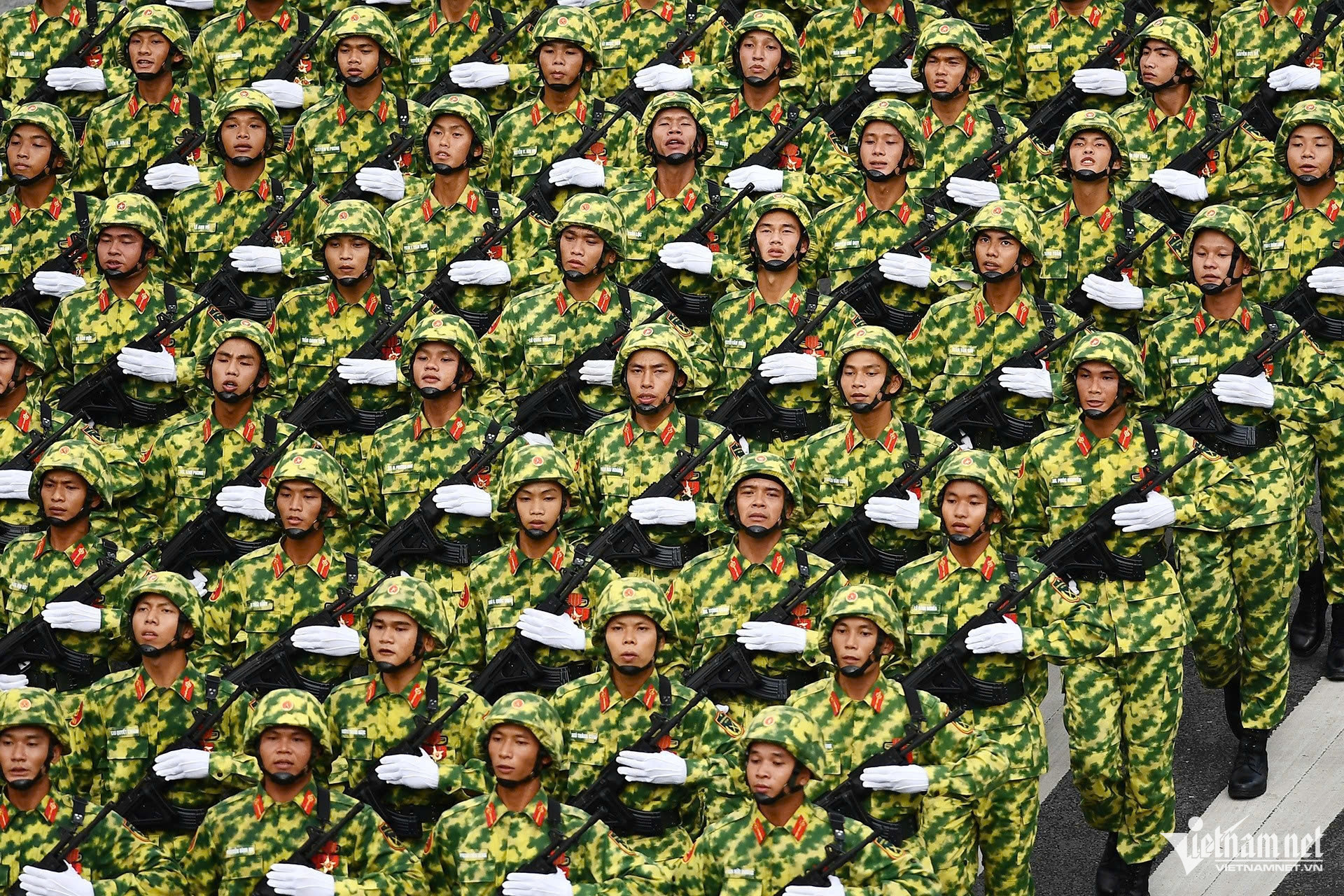 W-phong hoa.jpg