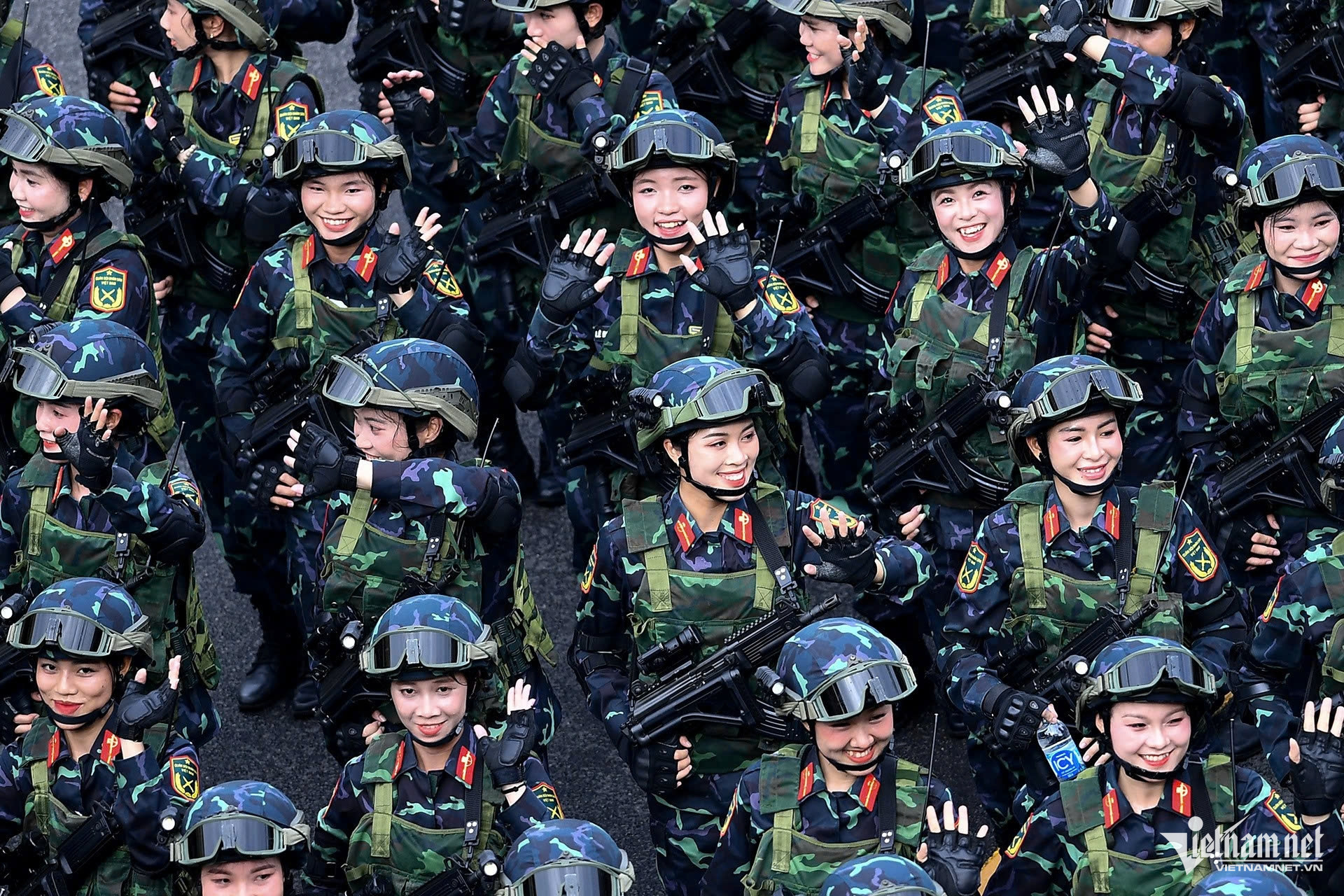 W-phong hoa 2.jpg