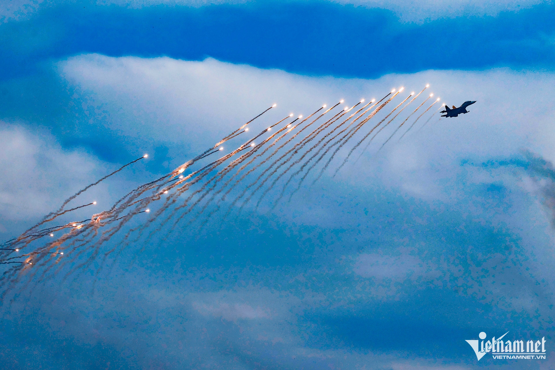 W-su30 1.jpg