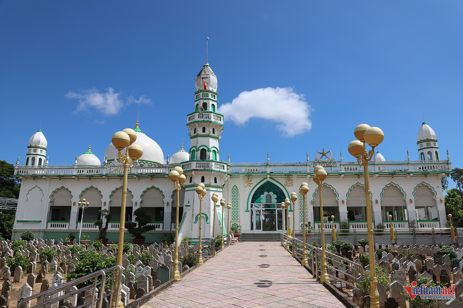 W-thánh đường 7.JPG.jpg