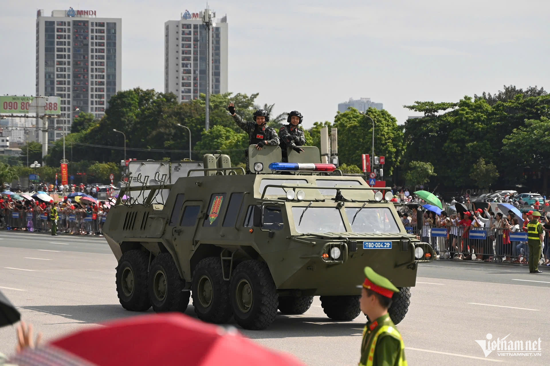 W-xe phao 2.jpg
