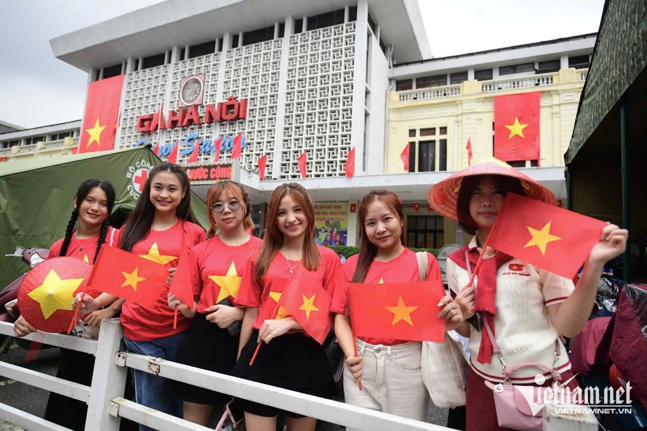 Dự báo thời tiết 1/9/2025: Hà Nội nắng đến 33 độ, có thể mưa bất chợt