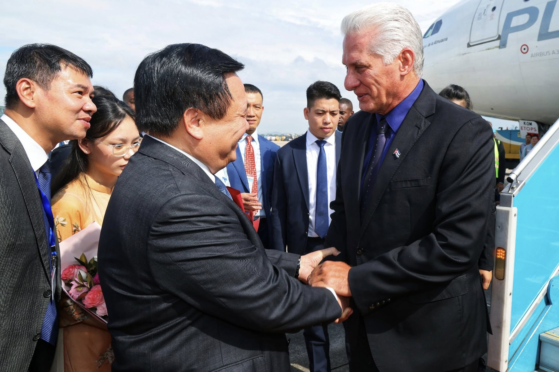 Bí thư thứ nhất, Chủ tịch nước Cuba và Phu nhân tới Hà Nội