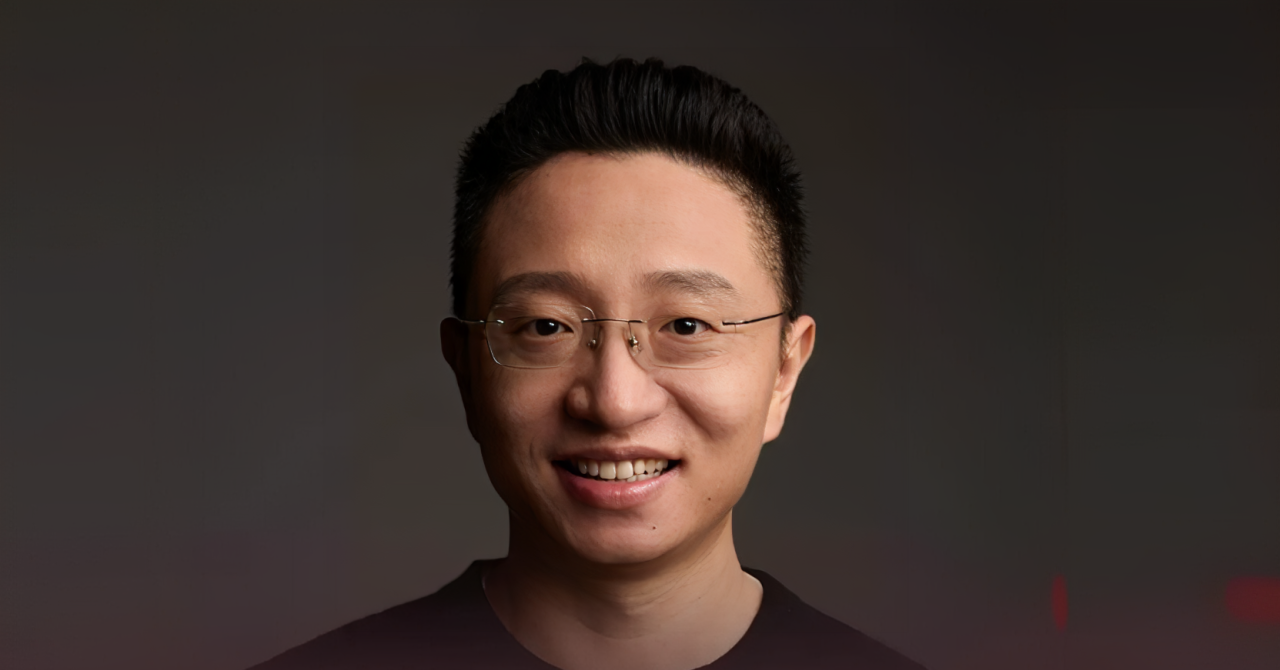 Bỏ ghế giám đốc, kỹ sư khởi nghiệp bằng ’sản phẩm kỳ quặc"