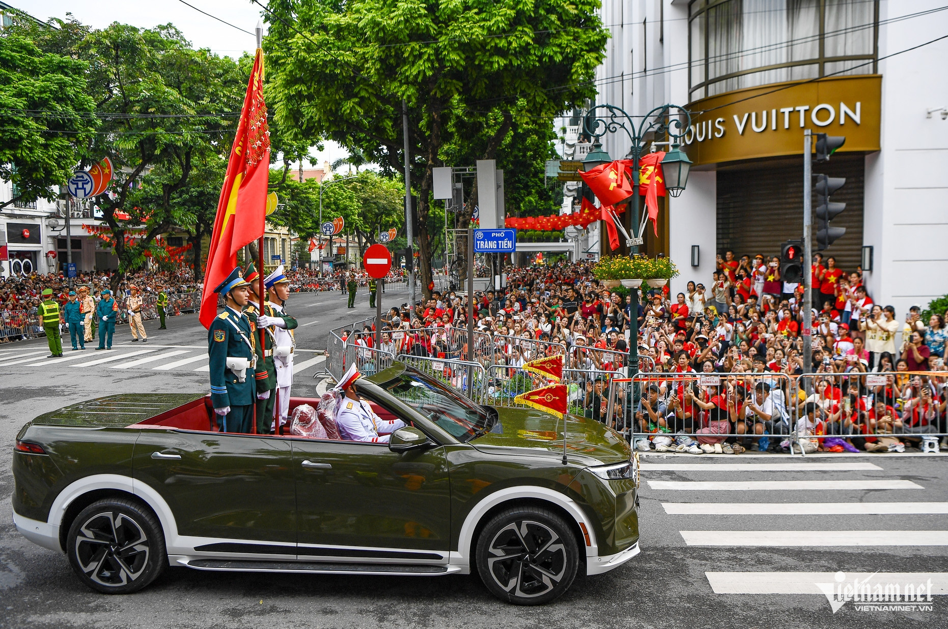 W-TONG DUYET   TRAN DUC ANH 1.jpg