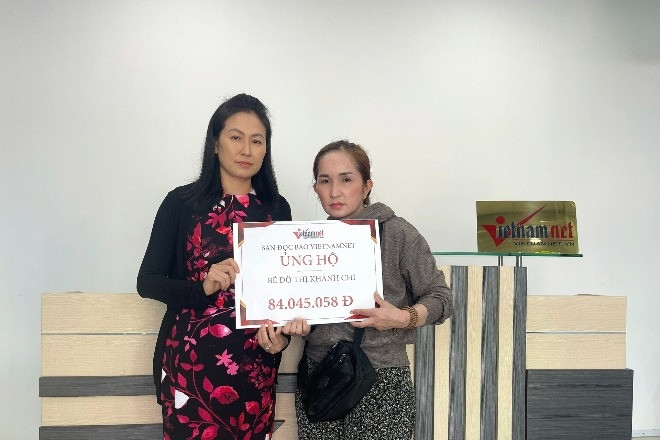 Báo VietNamNet trao hơn 84 triệu đồng đến bé Đỗ Thị Khánh Chi mắc ung thư