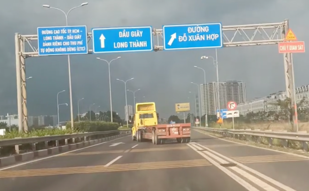 tai xe lang lach.png