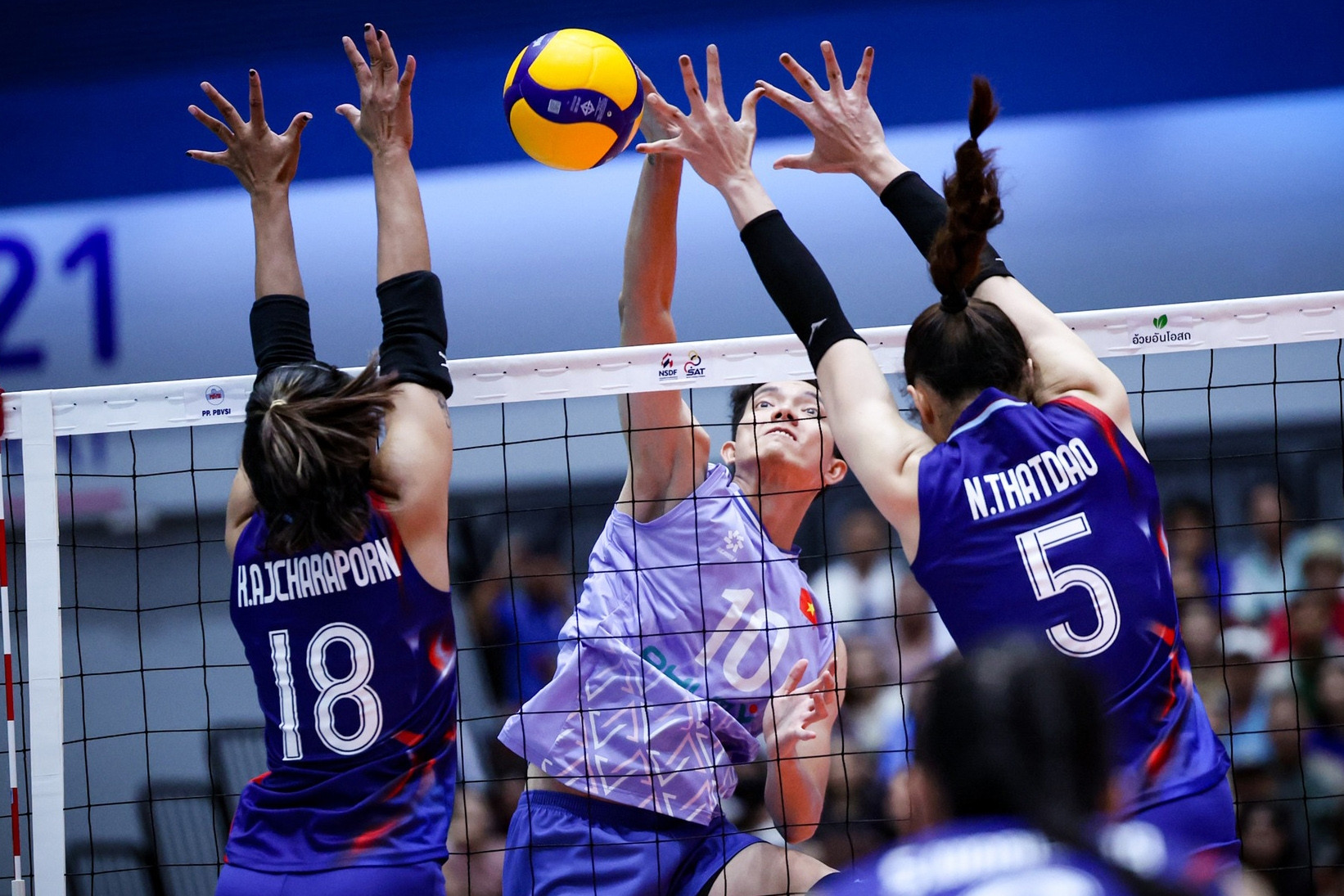 Tuyển bóng chuyền nữ Việt Nam tái đấu Thái Lan: Chìa khóa Bích Tuyền