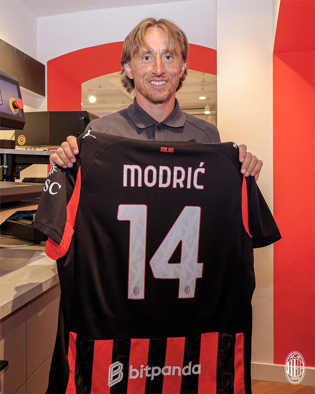 ACM - Luka Modric Milan.jpg