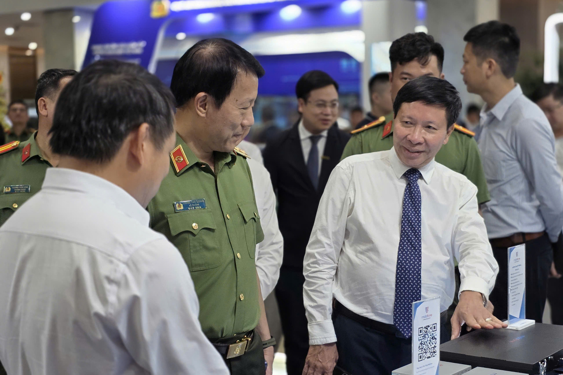 Bo Cong an 1.jpg