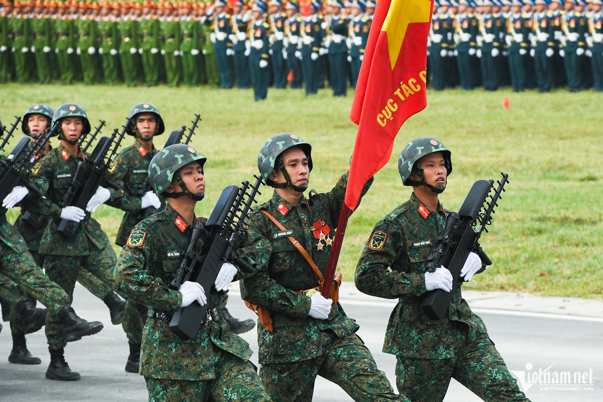 dieu binh dieu hanh 13jpg 1266.jpg
