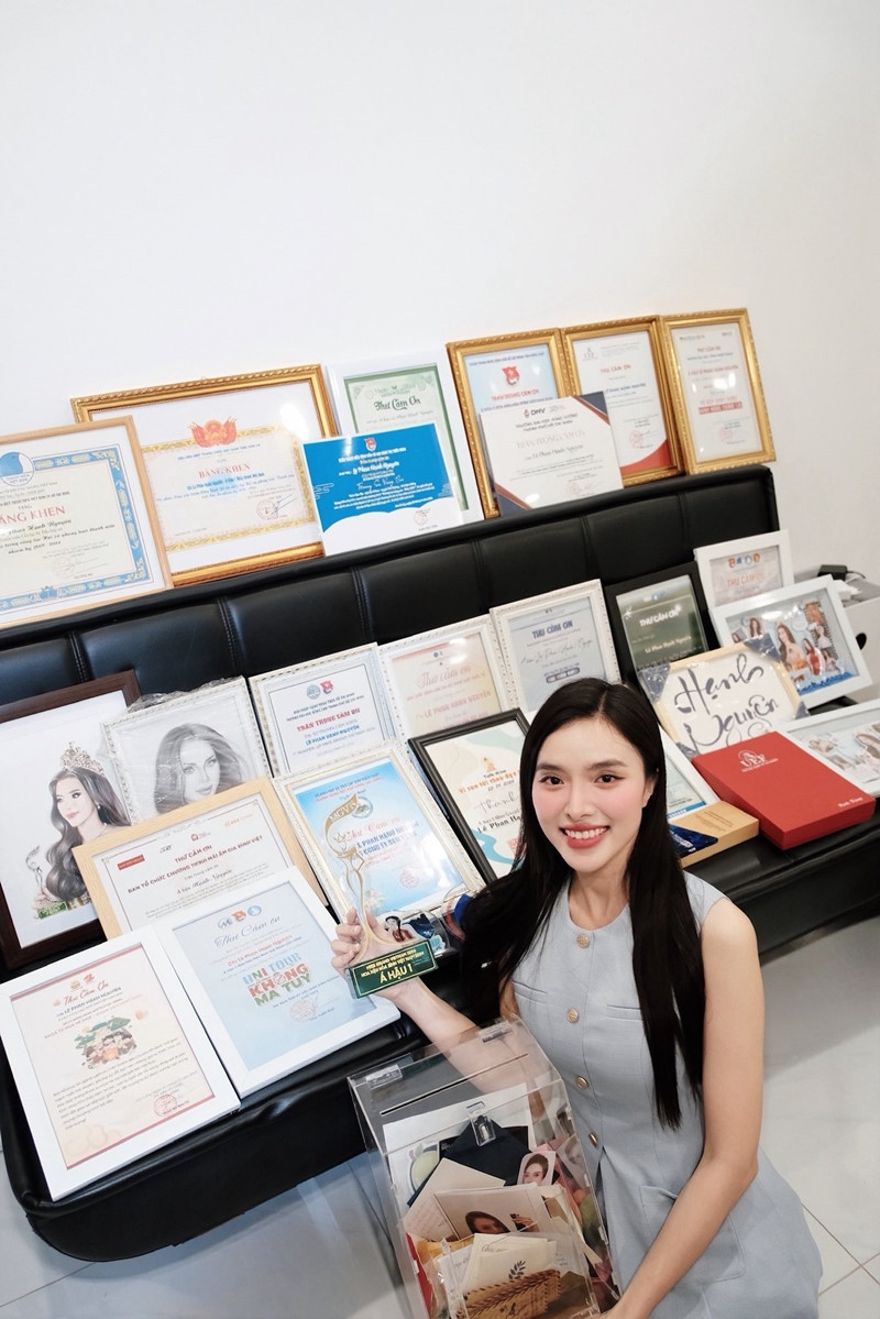 hanh nguyen.jpg