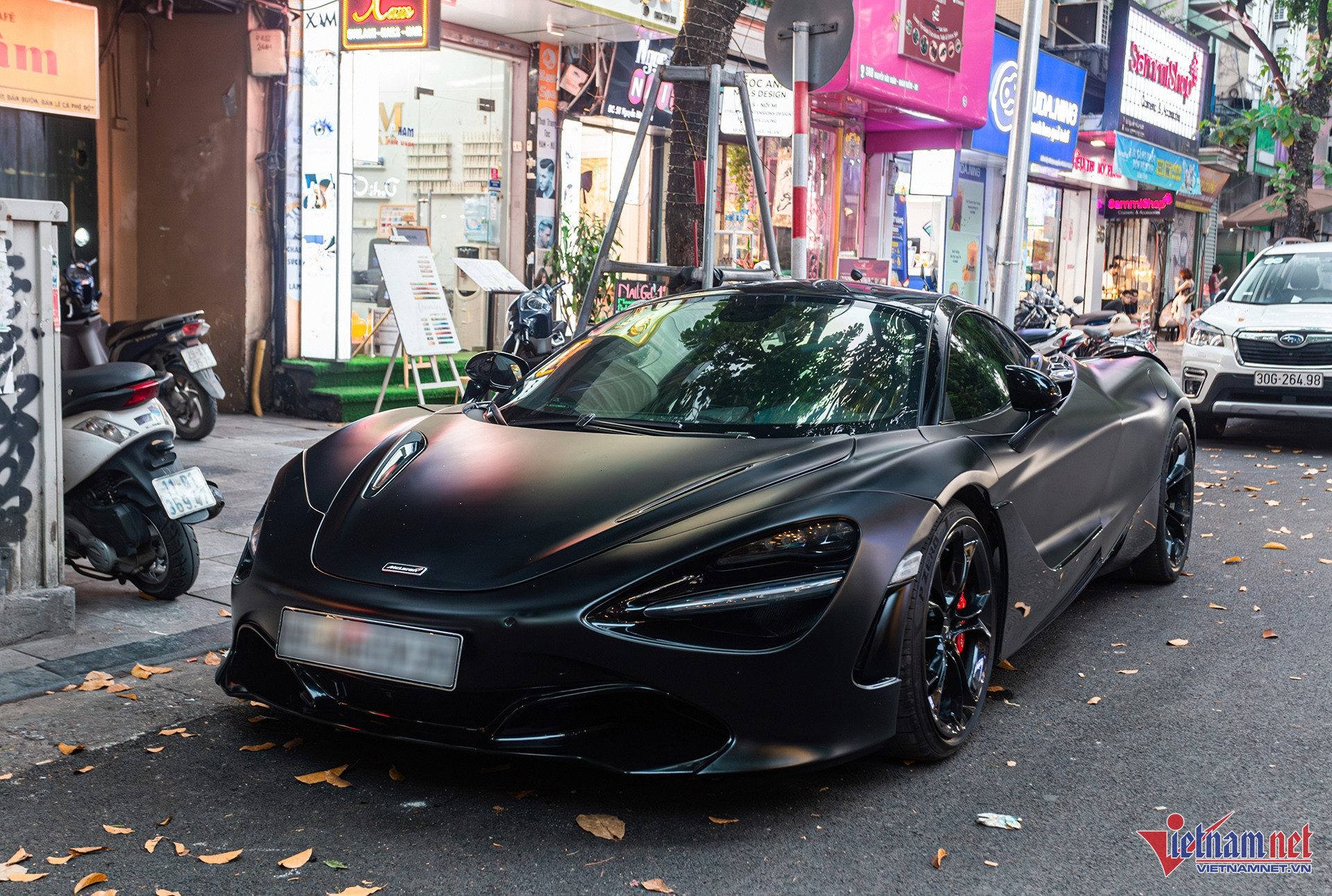 mclaren 720s 6.jpg