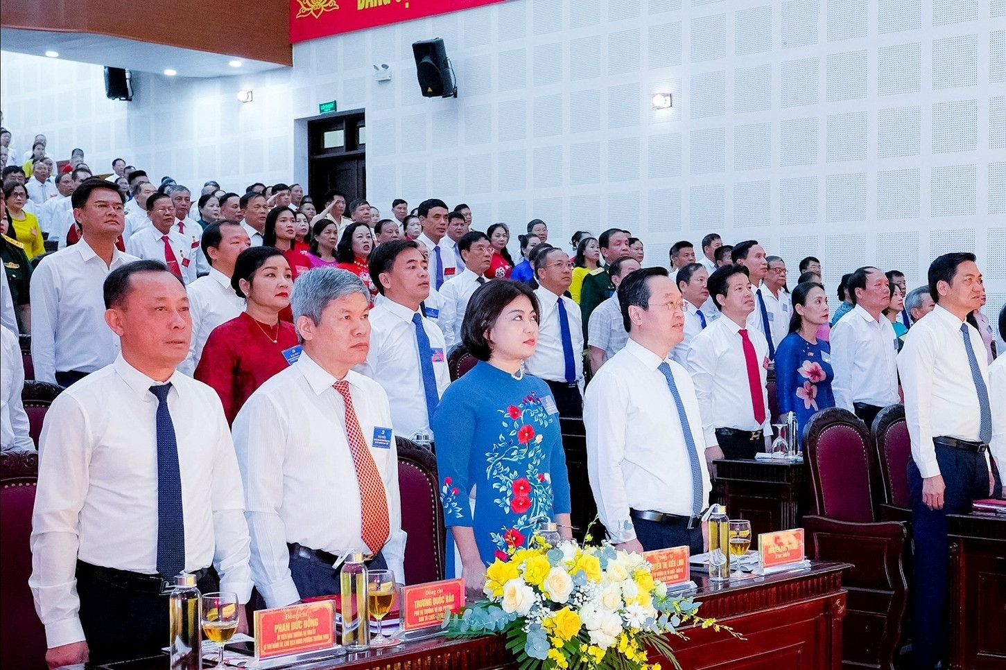 Nghệ An chỉ đạo dừng mua quà tặng ở đại hội Đảng cấp xã, phường