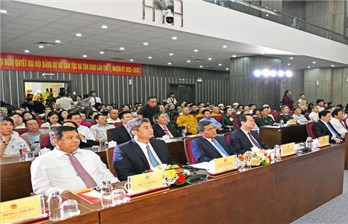 'Tiếp tục phát huy vai trò là cầu nối vững chắc giữa Chính phủ và các tổ chức tôn giáo'