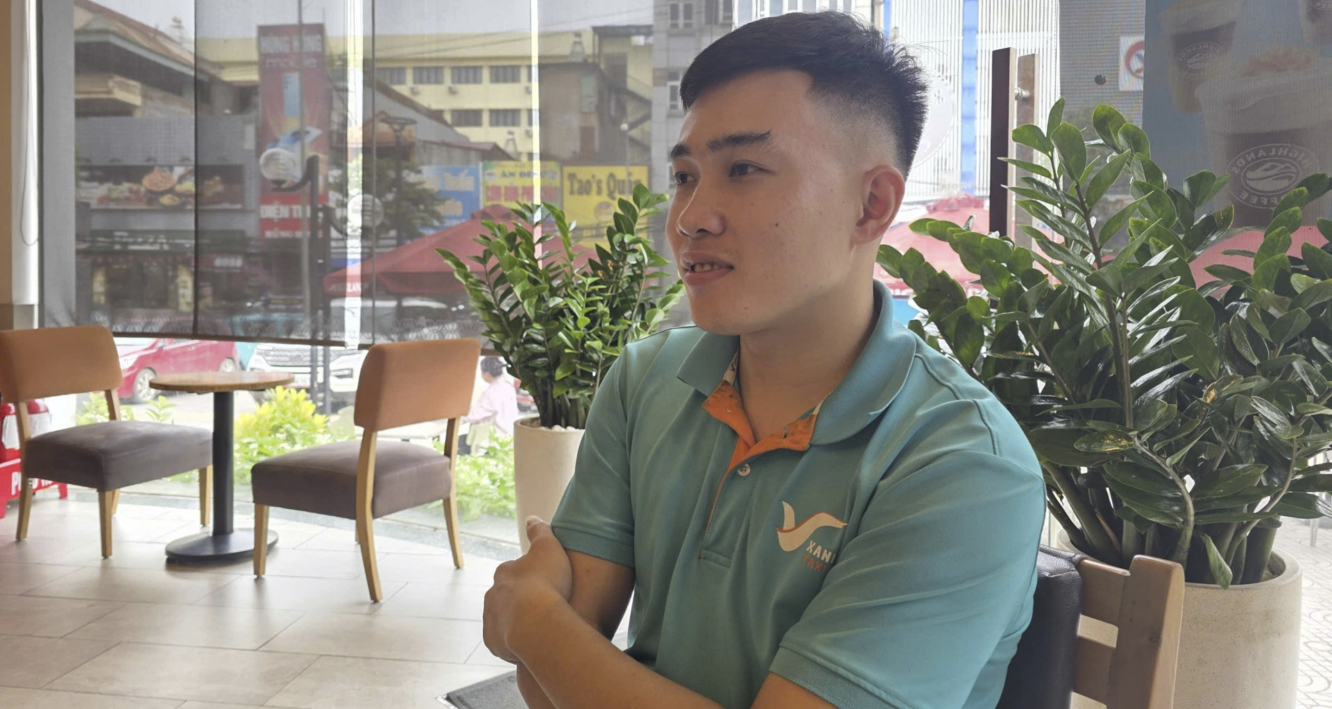 Vụ nhóm người chặn taxi, đuổi phụ nữ bế con nhỏ...