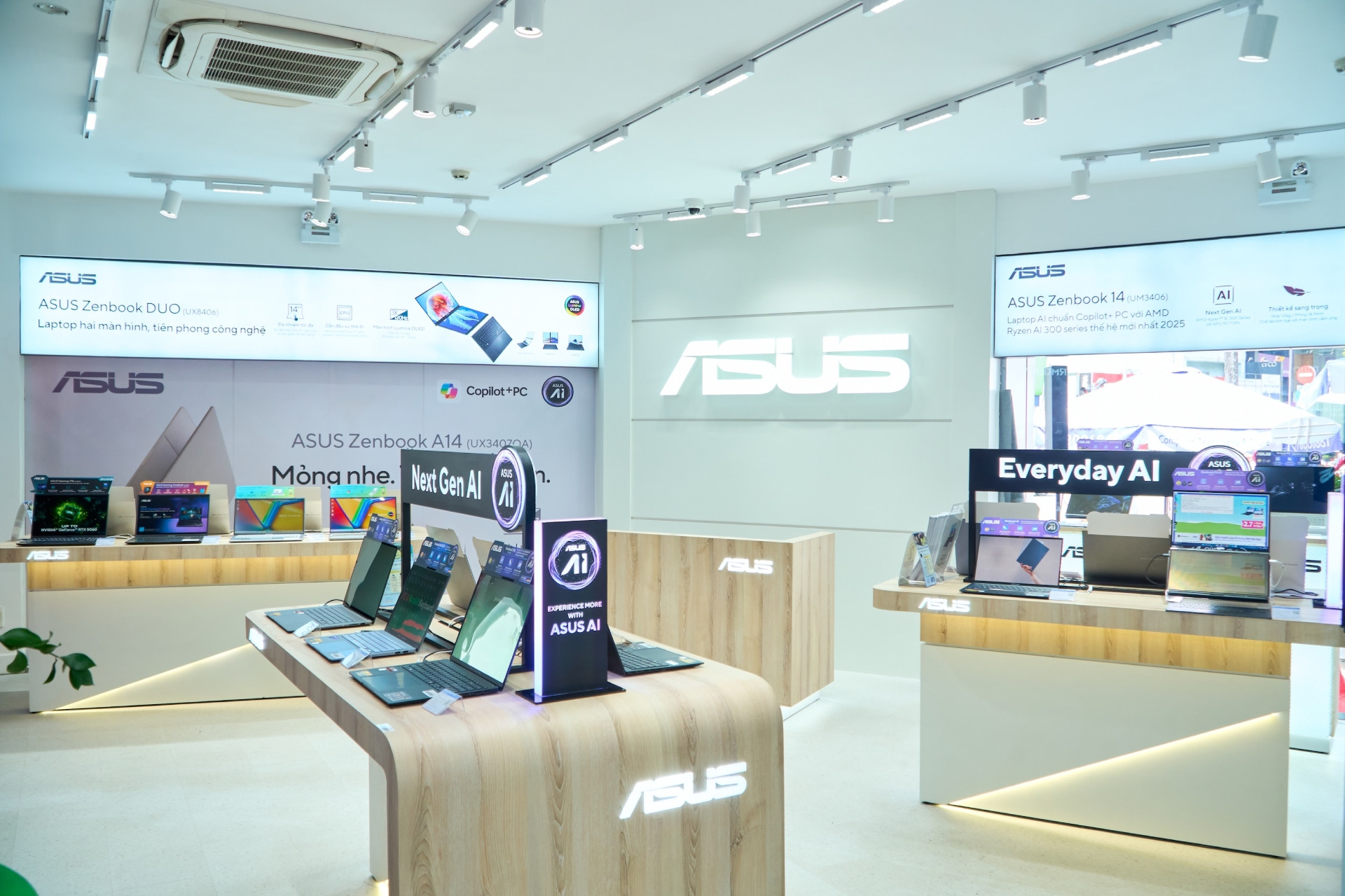 ASUS nhân rộng mô hình trải nghiệm, khẳng định cam kết lâu dài tại Việt Nam