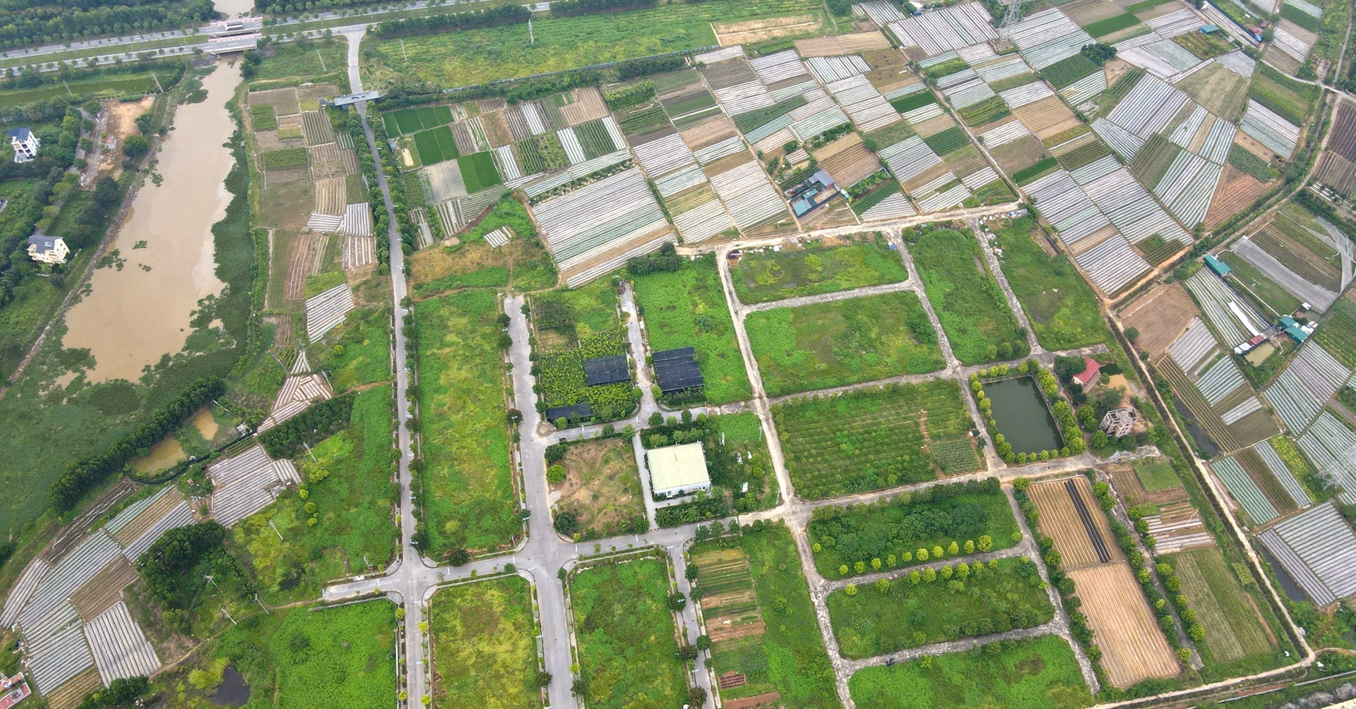 Đối tượng nào được giảm 50% tiền sử dụng đất?