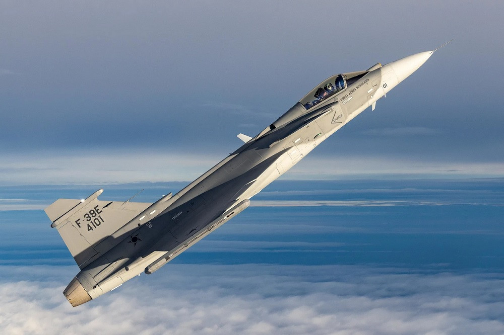 Gripen 1.jpg