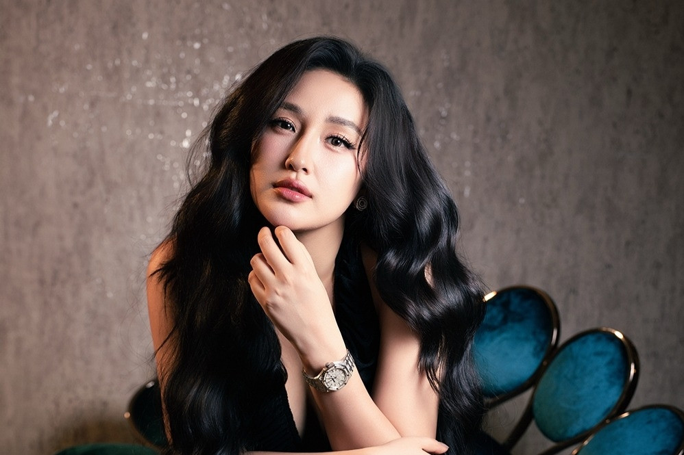 Hoa hậu Mai Phương Thúy quyến rũ đón tuổi 37