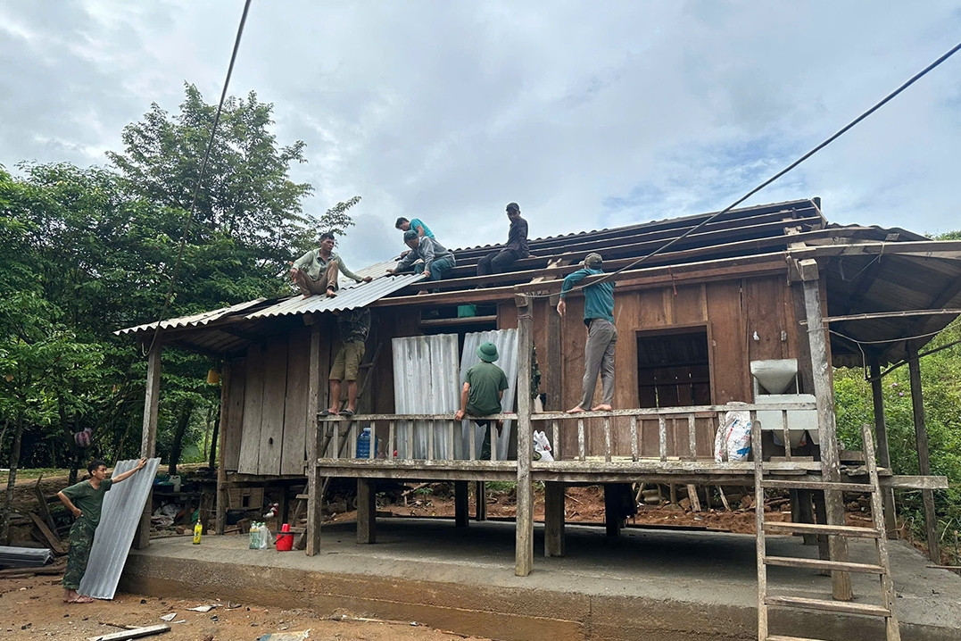 Niềm vui được ở nhà mới lan tỏa khắp các thôn làng ở Quảng Trị