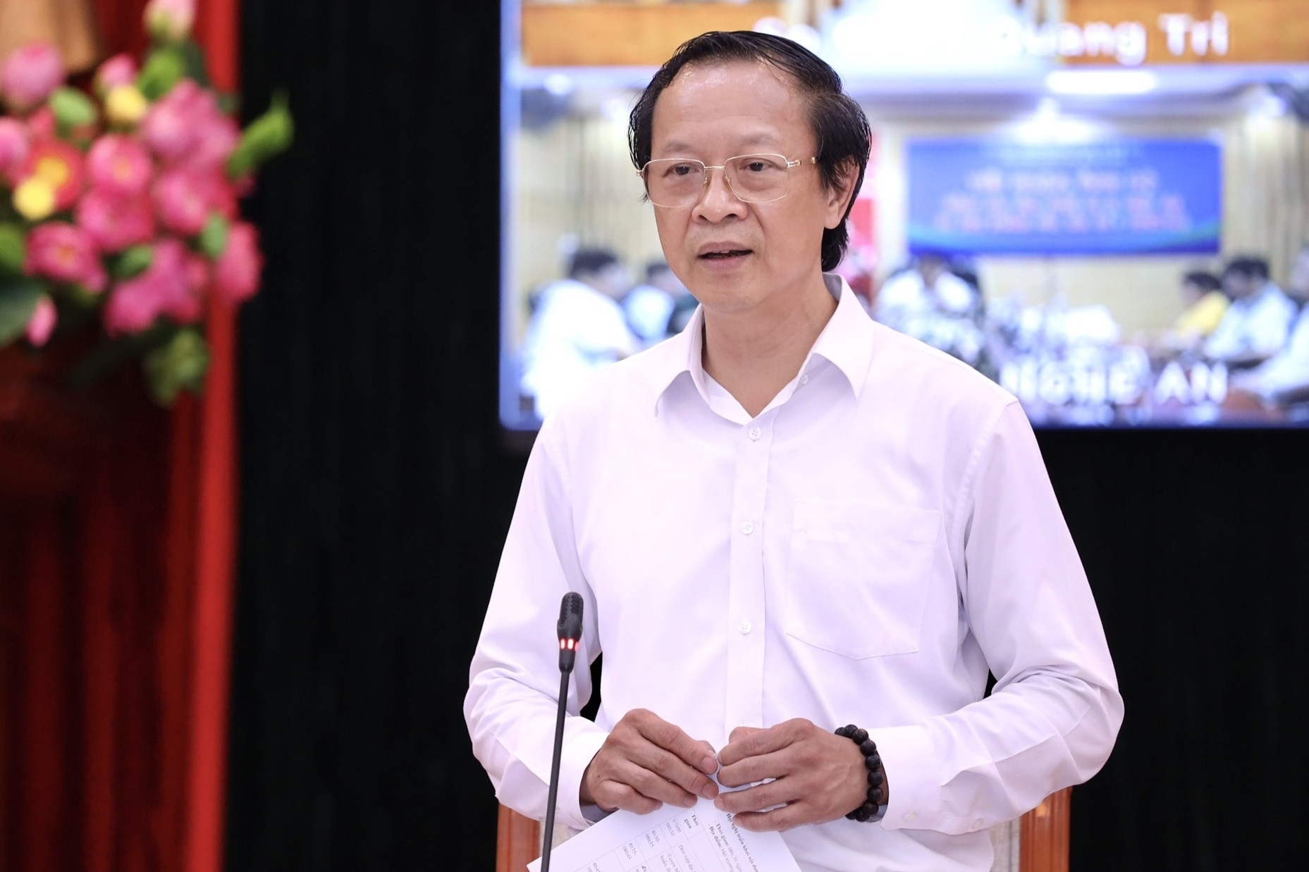 Sở GD-ĐT được quyền tuyển giáo viên, chủ tịch xã sẽ bổ nhiệm hiệu trưởng