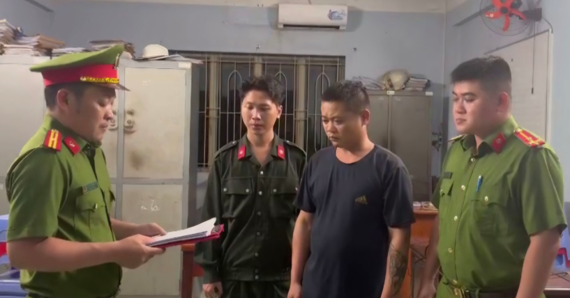 Tài xế container ‘đánh võng’, chèn ép trên cao tốc TPHCM - Long Thành vì lý do không ngờ