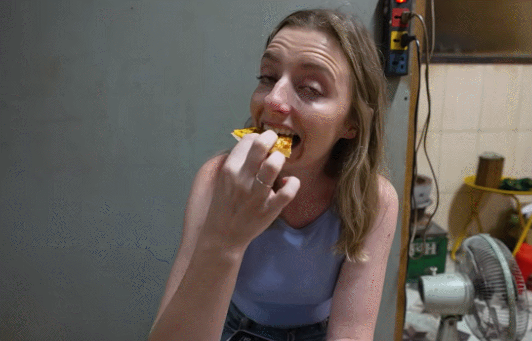 thumb bánh tráng.gif