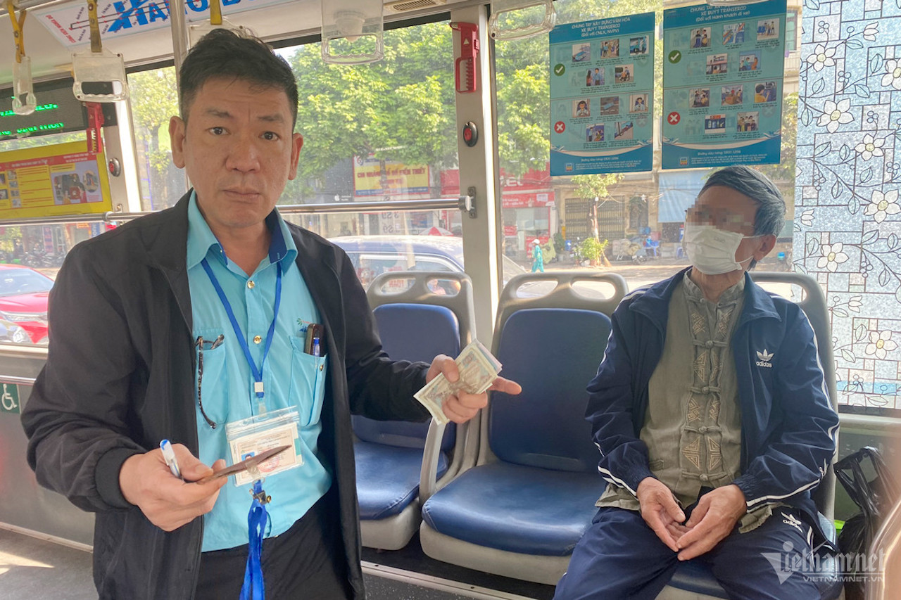 w phu xebus2 1 1130.jpg