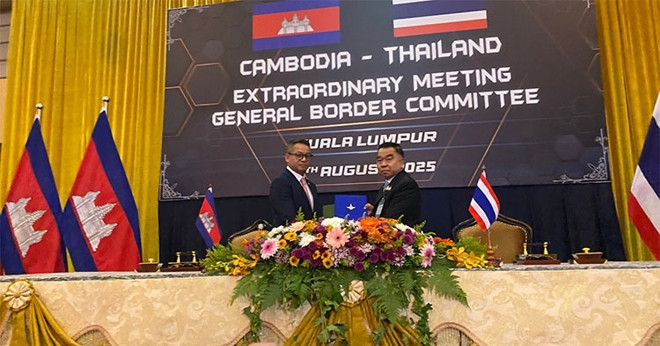 Campuchia - Thái Lan đạt đột phá, ký thỏa thuận ngừng bắn 13 điểm