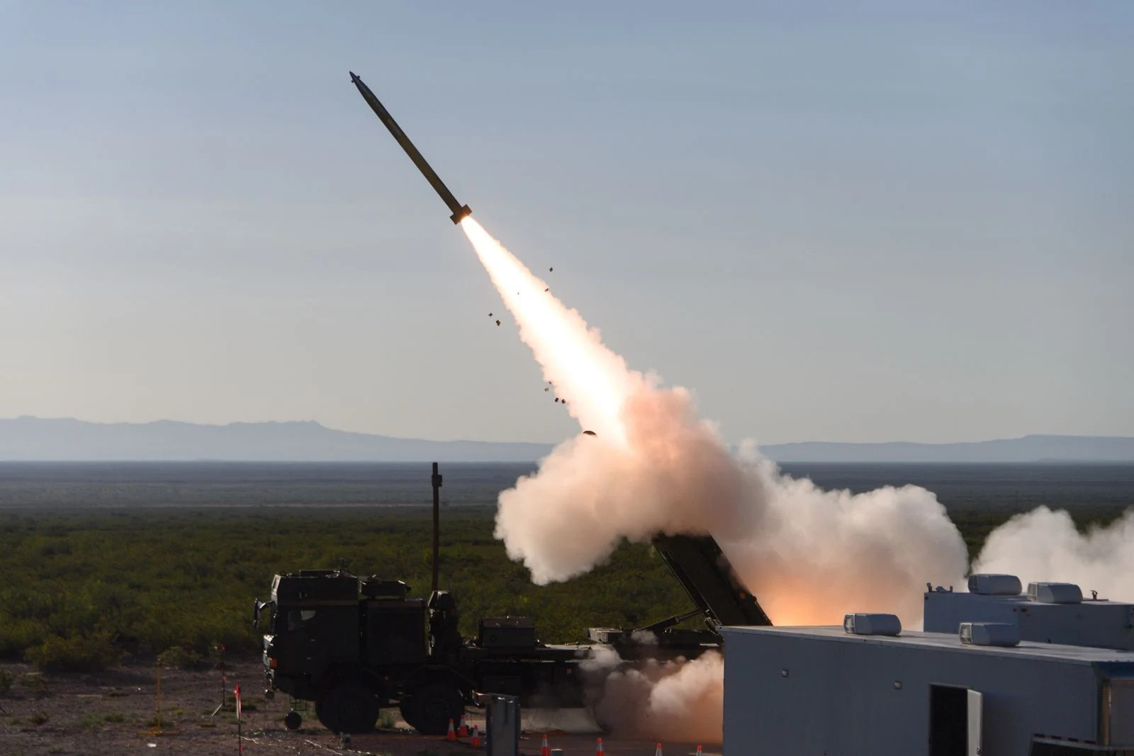 Công nghệ siêu tên lửa GMARS mới mạnh gấp đôi HIMARS thống trị chiến trường