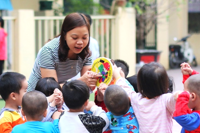 Đề xuất trợ cấp gần 60 triệu đồng cho giáo viên mầm non tuyển mới