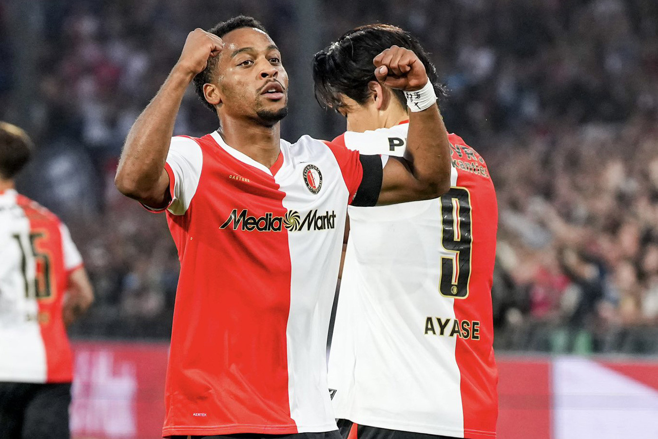 FR - Timber Feyenoord Fenerbahce.jpg